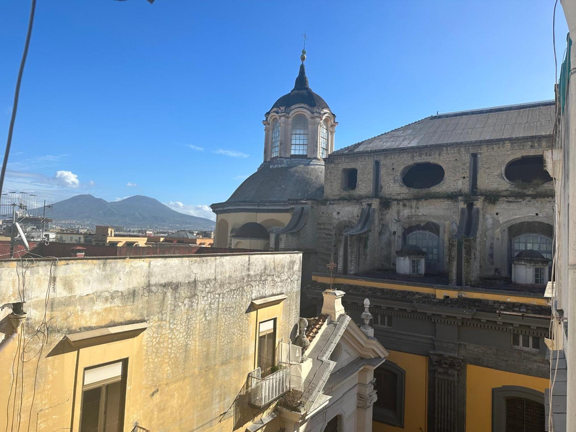 나폴리 La Casina Di Gio In The City Center Wi-Fi,Panorama 아파트 외부 사진