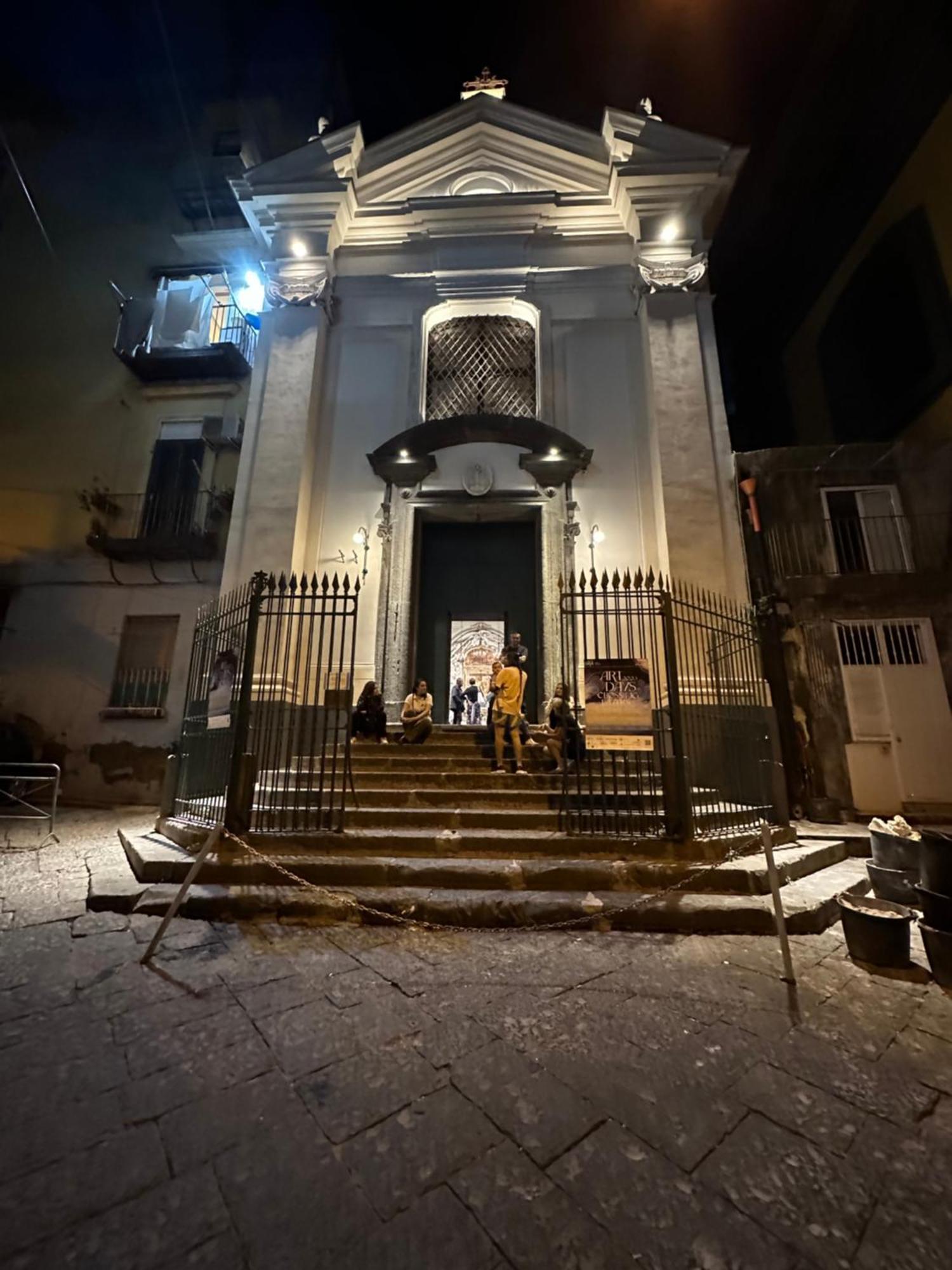나폴리 La Casina Di Gio In The City Center Wi-Fi,Panorama 아파트 외부 사진